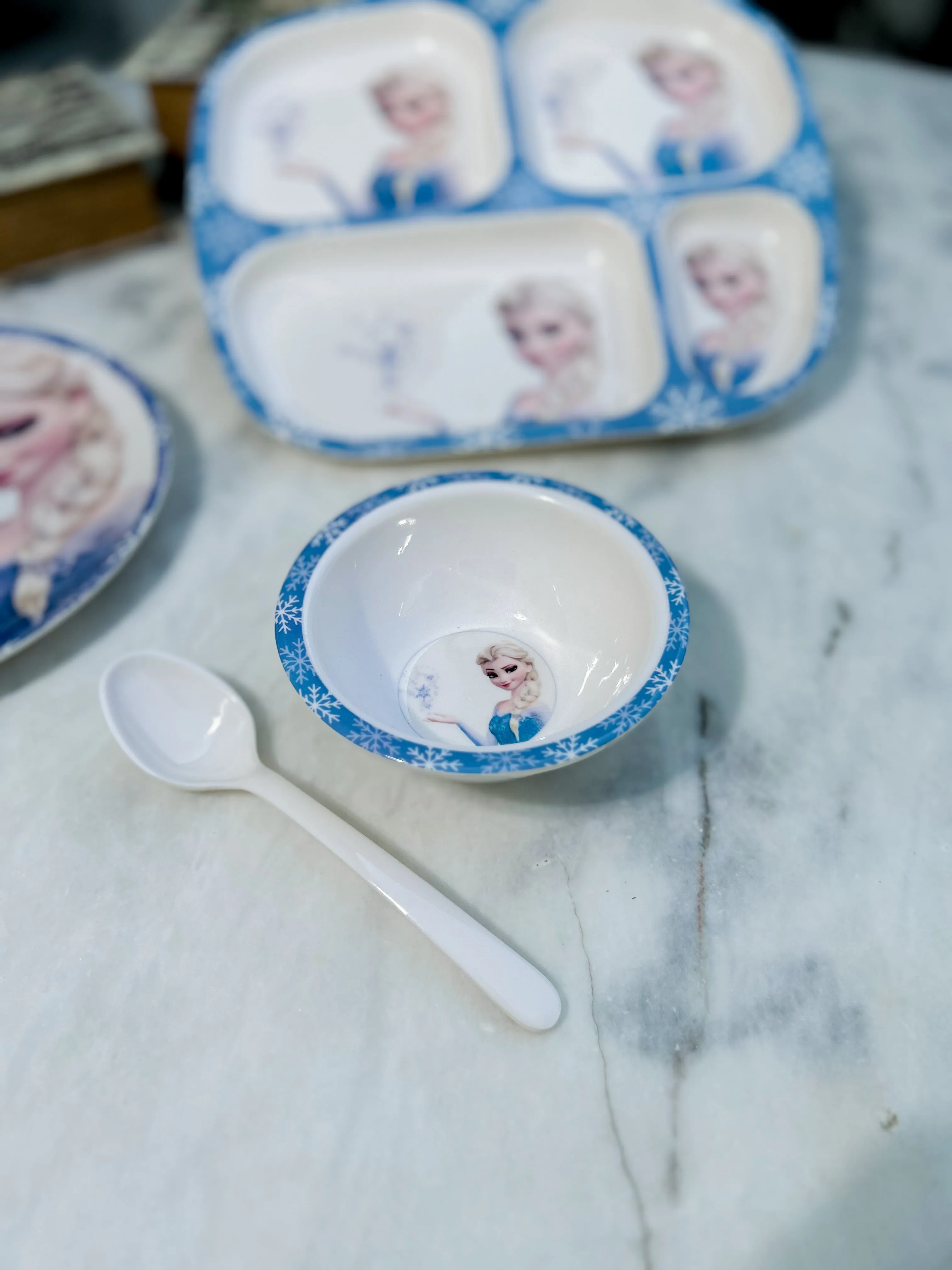 Elsa Dining Set