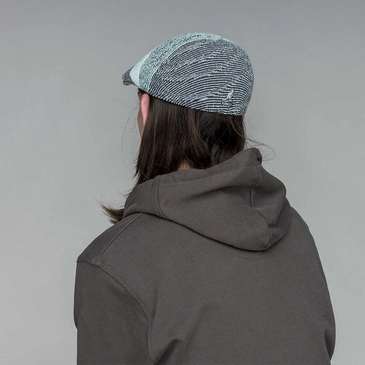 Kangol Mens Wavy Stripe 507 Flat Ivy Cap Classic Fabric Hat - Blue Tint Multi