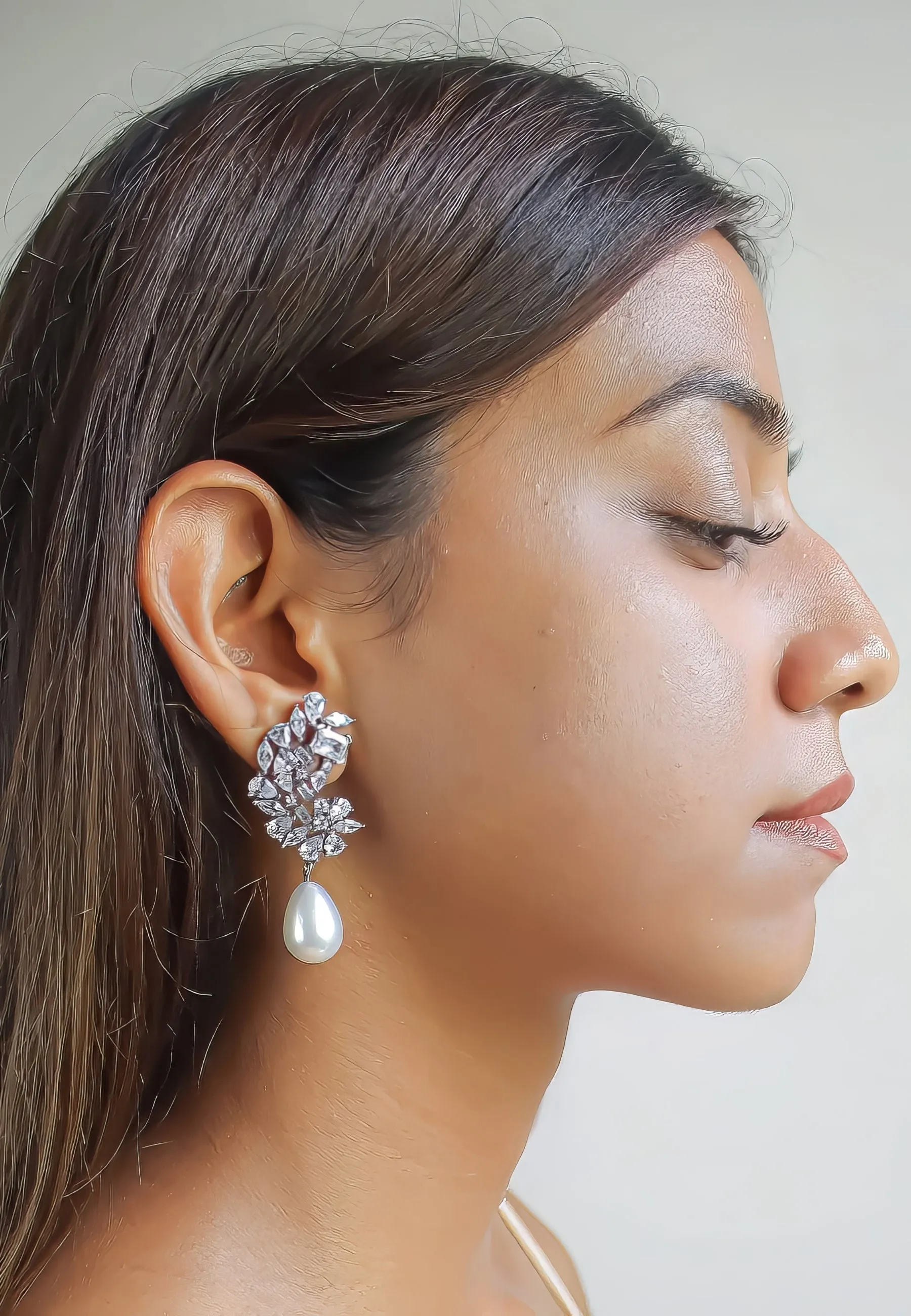 Silver Frosty Pearl Earrings